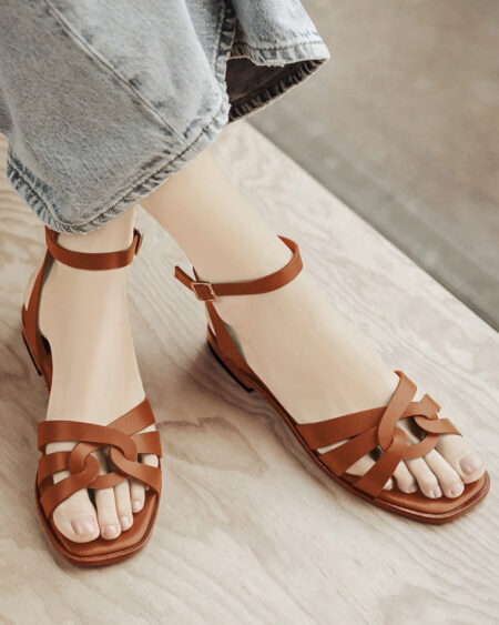 Hanaé Sandal