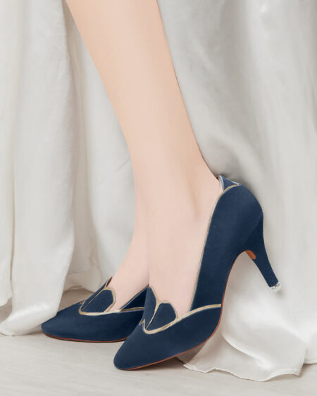 Elizabeth Heel Pump